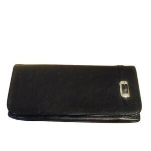 VTG Rolfs Black Clutch